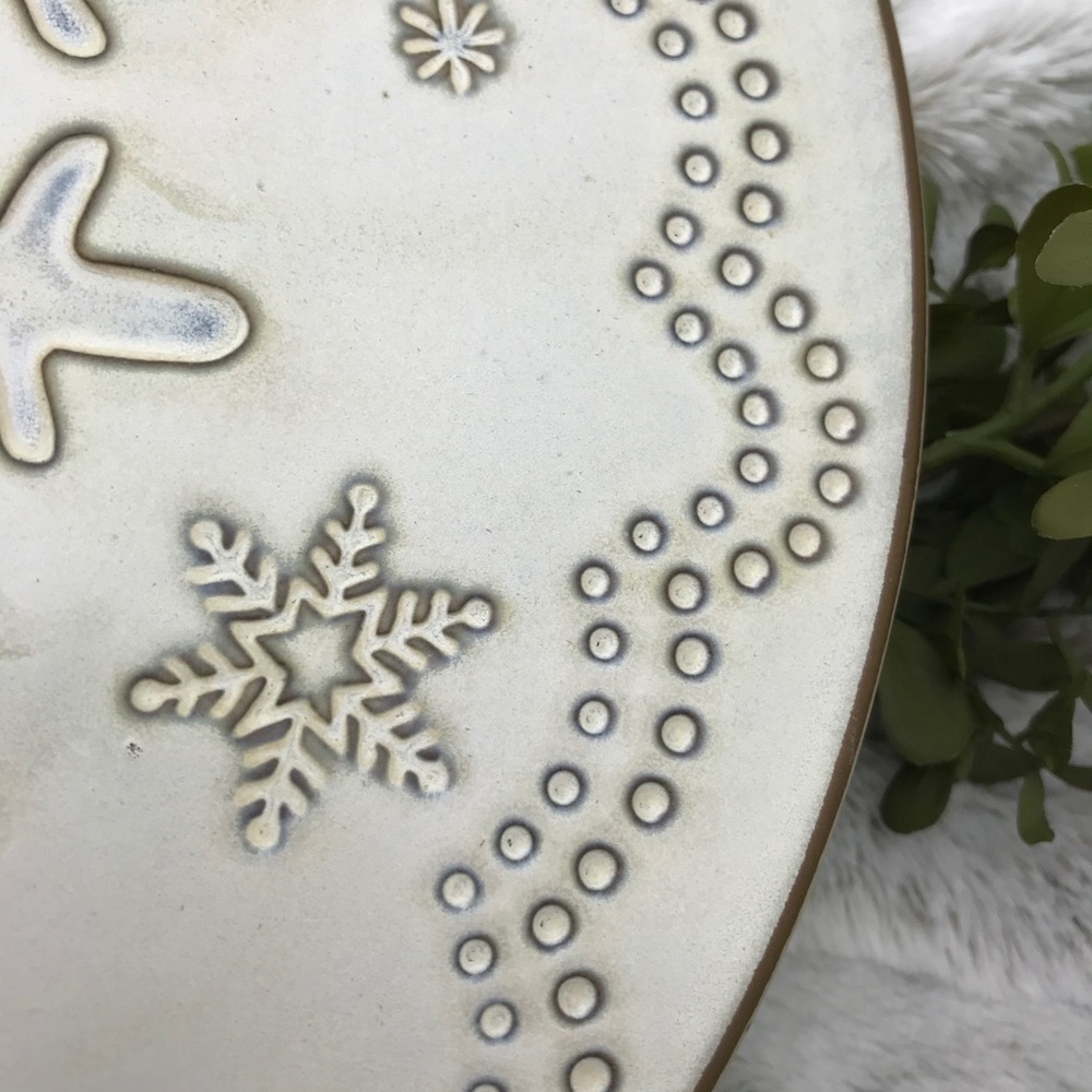 [Threshold] Rustic Farmhouse Snowflake Cake Stand - Picture 7 of 10
